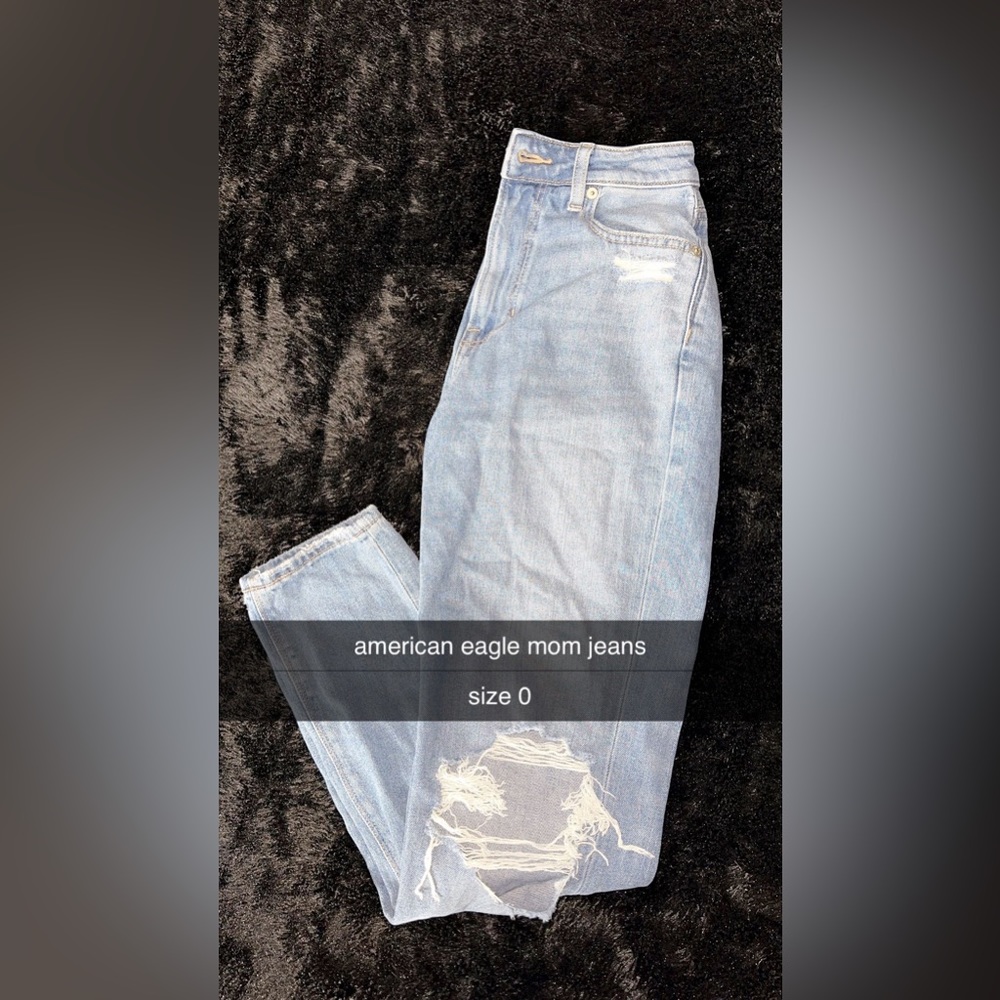 american eagle mom jeans